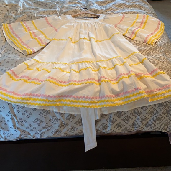 - White Multi print dress with flared arms - Picture 4 of 7